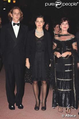Andrea, Charlotte et Caroline de Monaco en 2006