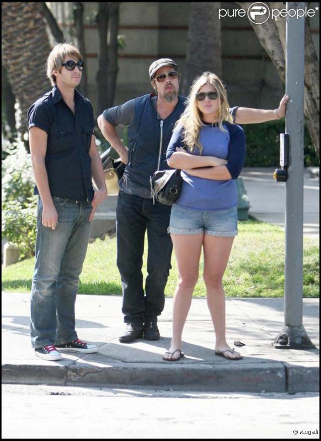 L'accident de Bradt Pitt, seconde par seconde... Chapeau l'artiste !