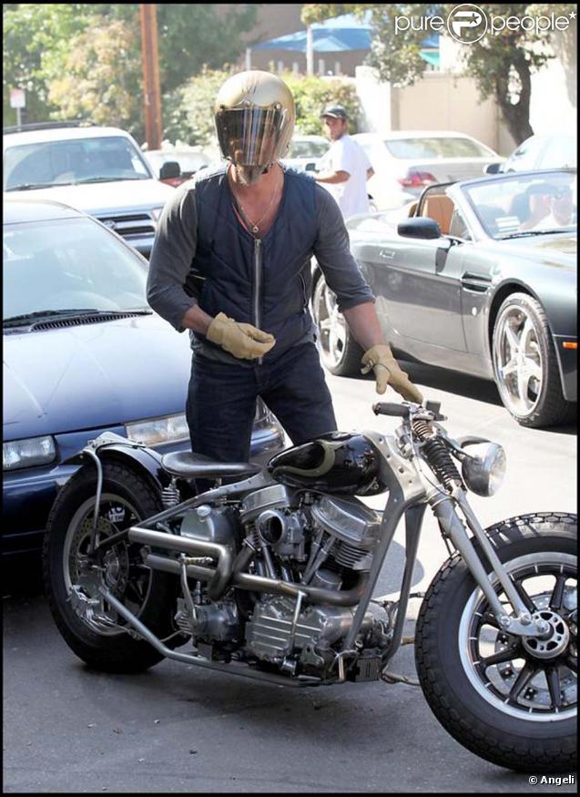 L'accident de Bradt Pitt, seconde par seconde... Chapeau l'artiste !