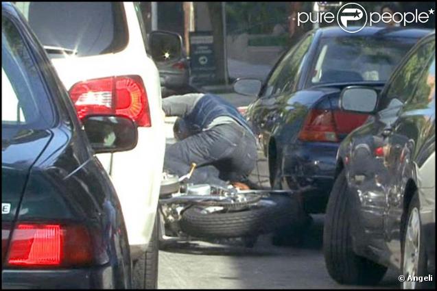 L'accident de Bradt Pitt, seconde par seconde... Chapeau l'artiste !
