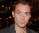 Jude Law : La mère de sa fille fait tout pour qu'il la connaisse et révèle... d'autres photos !