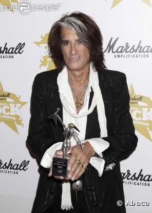 Joe Perry (Aerosmith) à la cérémonie des Classic Rock Awards, le 2 novembre à Londres !