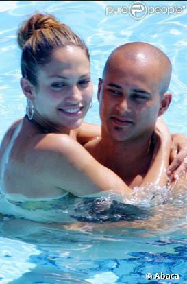 Chris Judd et Jennifer Lopez en vacances à Miami en juillet 2001   