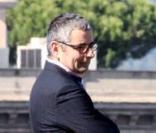 Rowan Atkinson en vacances à Rome avec sa femme Sunestra et sa fille Lily le 20 octobre 2009