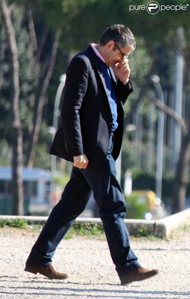 Rowan Atkinson en vacances à Rome avec sa femme Sunestra et sa fille Lily le 20 octobre 2009