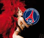 Le calendrier 2010 du PSG avec le Moulin-Rouge.