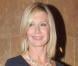 Olivia Newton-John : A 61 ans, elle est toujours aussi souriante et... belle !