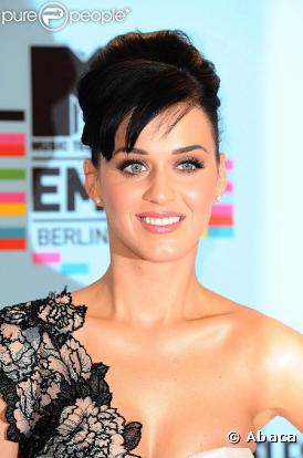 Katy Perry sur le tapis rouge des MTV EMA 2009 à Berlin, le 4 novembre 2009