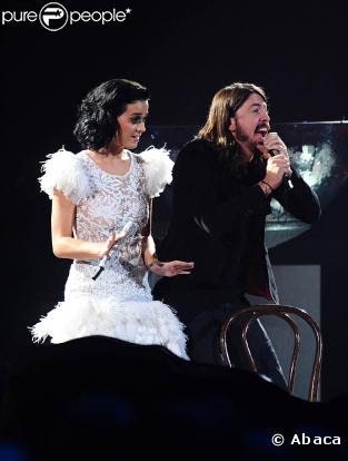 Katy Perry sur la scène des MTV EMA 2009 à Berlin, le 4 novembre 2009