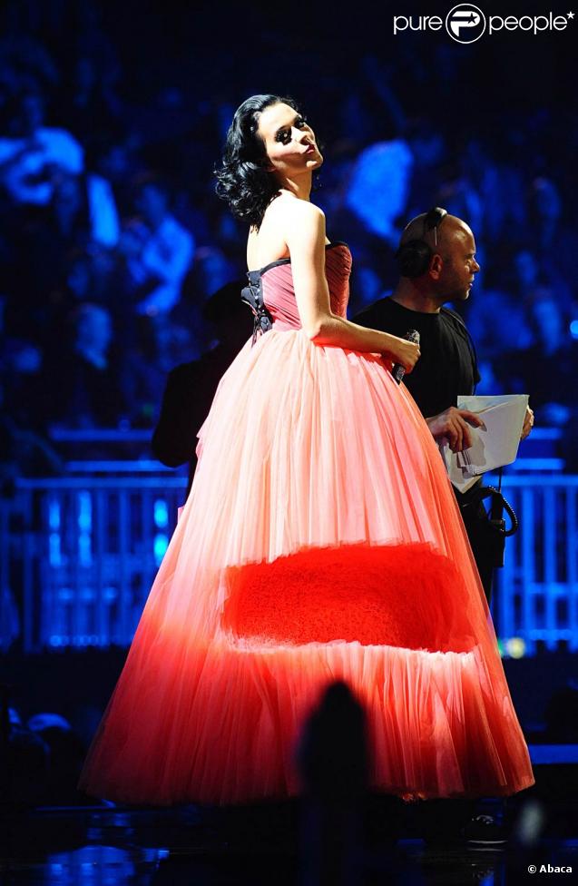 Katy Perry sur la scène des MTV EMA 2009 à Berlin, le 4 novembre 2009