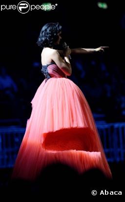 Katy Perry sur la scène des MTV EMA 2009 à Berlin, le 4 novembre 2009