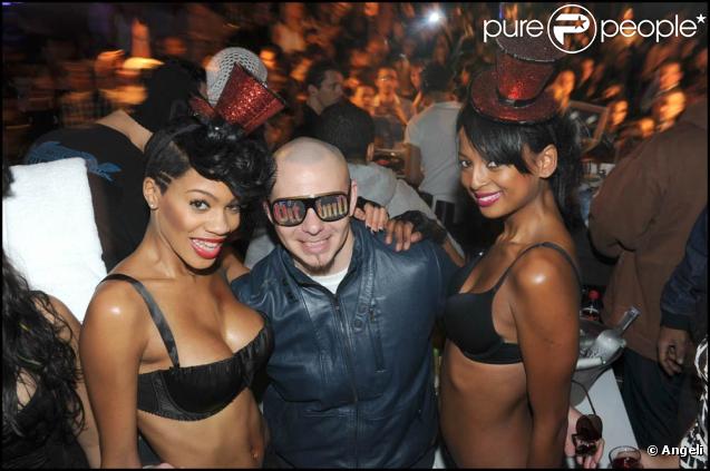 Pitbull au VIP Room le 12 novembre 2009, à Paris