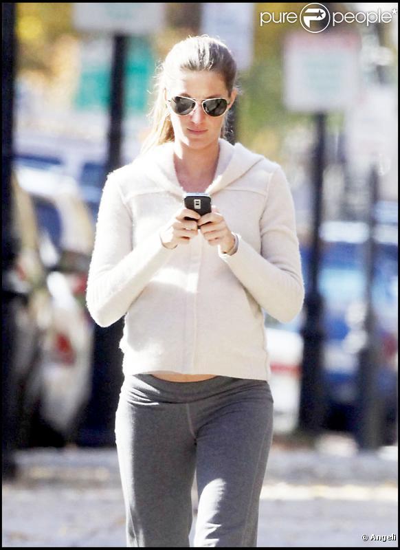 Gisele Bündchen en balade à Boston le 5 novembre 2009