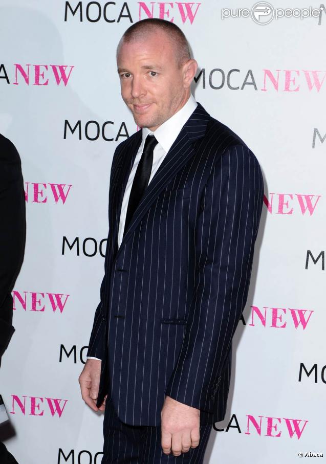 Guy Ritchie, à l'occasion du 30e anniversaire du MOCA (le Musée d'Art contemporain), qui s'est tenu à Los Nageles, le 14 novembre 2009. 