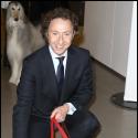 Stéphane Bern : les chiens de ses amies les stars... lui ont piqué la vedette !