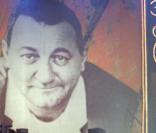 Les enfoirés pour les Restos du coeur de Coluche. Ici en 1998 avec Johnny Hallyday.