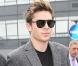 Sa mèche, ses lunettes, sa veste... Zac Efron nous fait bien penser à quelqu'un, mais qui ?
