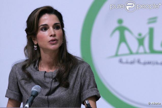 Rania de Jordanie à Amman en Jordanie pour la prévention de la violence à l'école