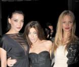 Daisy Lowe, Claudia Winkleman et Meloes Horst lors de la soirée de lancement du calendrier Pirelli au Old Billingsgate Market de Londres le 19 novembre 2009