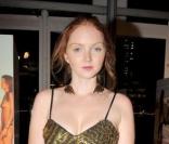 Lily Cole lors de la soirée de lancement du calendrier Pirelli au Old Billingsgate Market de Londres le 19 novembre 2009