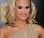 La jolie Carrie Underwood, à l'occasion de la grande soirée des 37e American Music Awards, qui s'est tenue à Los Angeles, le 22 novembre 2009.