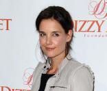 Katie Holmes lors de la soirée de gala de la fondation The Dizzy Feet à Hollywood du 29 novembre 2009 