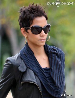 Halle Berry à Hollywood, le 15 décembre 2009