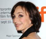 Kristin Scott Thomas ne montera pas sur la scène du théâtre du Châtelet, à cause d'un problème sévère au pied.