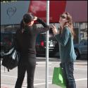 Jennifer Garner passe du temps entre copines et cuisine... pendant qu'un Ben barbu doit encore porter la chipie Violet !