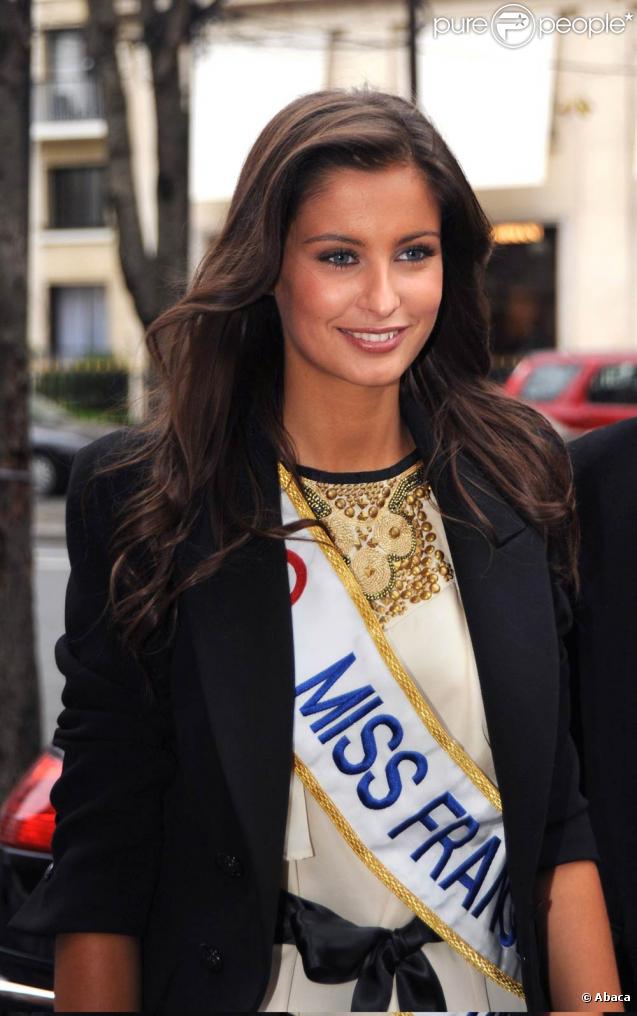 La ravissante Malika Ménard voit l'une de ses concurrentes poser nue dans  Entrevue ... 