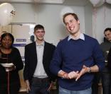 Le Prince William fête les 40 ans du centre d'accueil Centrepoint, à Londres, le 16 décembre 2009.