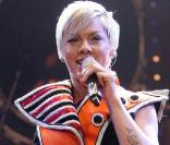 Pink donne tout en concert !