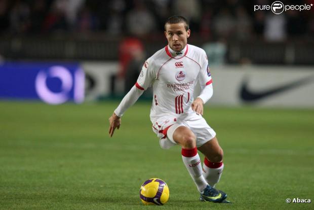 Le brillant joueur de foot lillois Yohan Cabaye... papa pour la première fois !