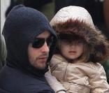 Tobey Maguire et sa fille Ruby se promènent dans New York. Décembre 2009