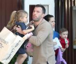 Ben Affleck, Violet, Jennifer Garner et Seraphina (3 janvier 2010 - Brentwood, USA)