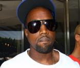Kanye West décroche la 4e place au classement des artistes ayant vendu le plus de singles depuis la création des plateformes de téléchargement légal aux Etats-Unis.
