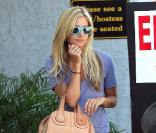 Ashley Tisdale : La demoiselle reste tendance même en jogging... Bravo ! Mais ce n'est pas le cas de tout le monde ! 