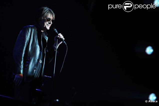 Jacques Dutronc de retour sur scène après 17 ans, ici au Zénith de Paris le 12 janvier 2010 !