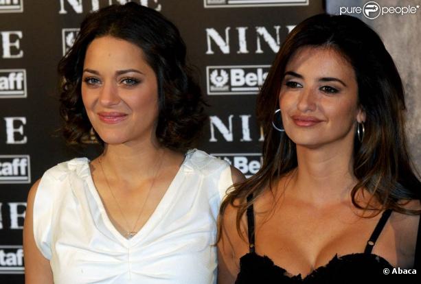 Marion Cotillard et Penélope Cruz, à l'occasion de l'avant-première italienne de Nine, à Rome, le 13 janvier 2010.