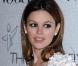Rachel Bilson : une ravissante des baby-doll dans une robe bustier en flanelle Chanel et des escarpins, signés Yves Saint-Laurent. Bouche rosée et taches de rousseur, une vraie beauté lors du gala de charité the Art of Elysium's le 16 janvier 2010 <b