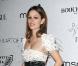 Rachel Bilson : une ravissante des baby-doll dans une robe bustier en flanelle Chanel et des escarpins, signés Yves Saint-Laurent. Bouche rosée et taches de rousseur, une vraie beauté lors du gala de charité the Art of Elysium's le 16 janvier 2010
