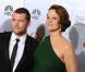 Sigourney Weaver et Zoe Saldana entourent un très beau Sam Worthington, en Burberry, à la remise des Golden Globes à Los Angeles, le 17 janvier 2010 !
