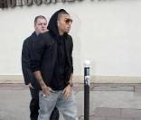 Chris Brown se rendant au défilé Kris Van Assche à Paris le 22 janvier 2010 