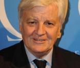 Jacques Perrin, à l\'occasion de l\'avant-première d\'<i>Océans</i>, au Gaumont Opéra de Paris, le 26 janvier 2010.