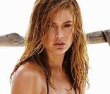 La très belle Doutzen Kroes sublime la nouvelle collection Victoria's Secret...