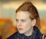 Nicole Kidman semble bien endormie au sortir de la projection de  A single man , à Los Angeles, janvier 2010 !