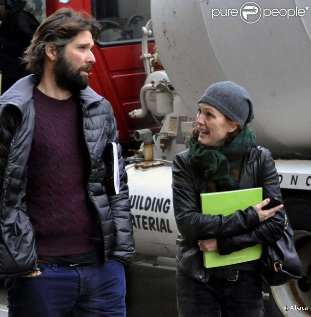 Julianne Moore et Bart Freundlich en pleine dispute (?) dans les rues de New York, janvier 2010 !