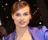La bande-annonce de  From Paris with Love. 