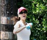 Quand Teri Hatcher fait son footing, elle n'est pas désespérée du tout ! Notre Desperate Housewives a même carrément la pêche. 