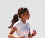 Même quand elle court, la belle Rania de Jordanie a une classe folle !  